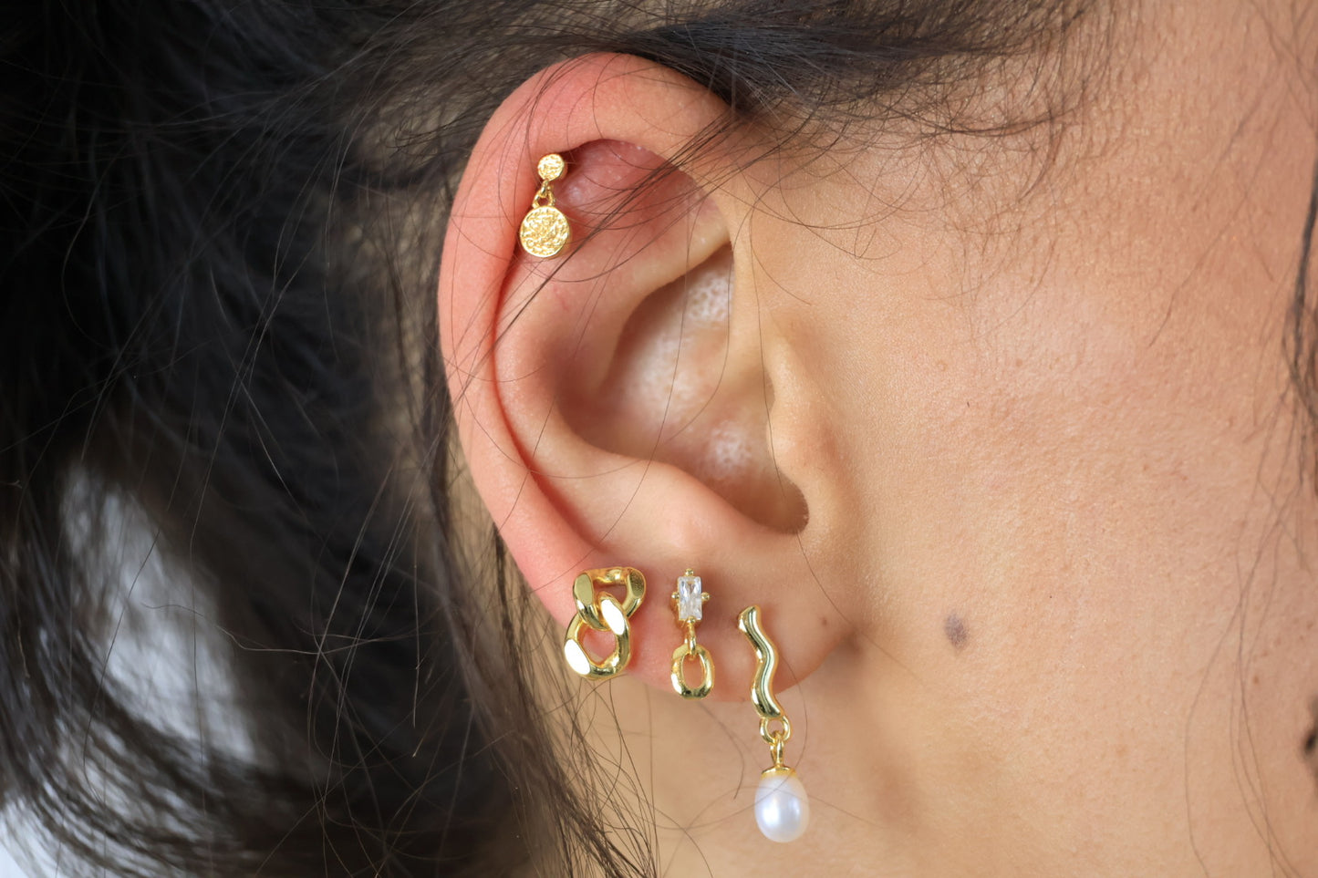 Dainty Stud Earring