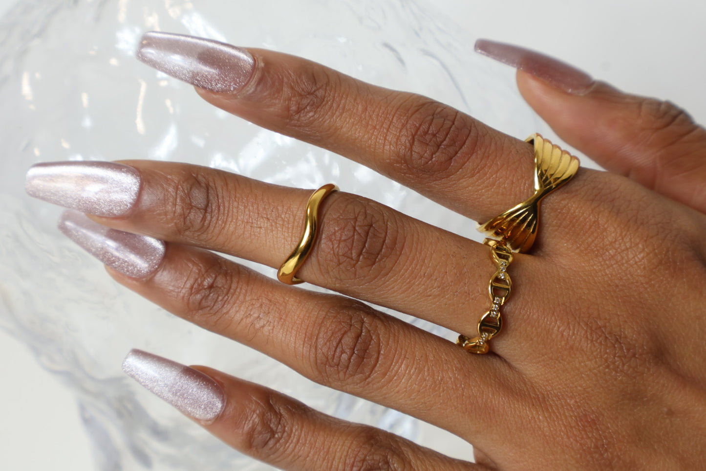 Curved Ring