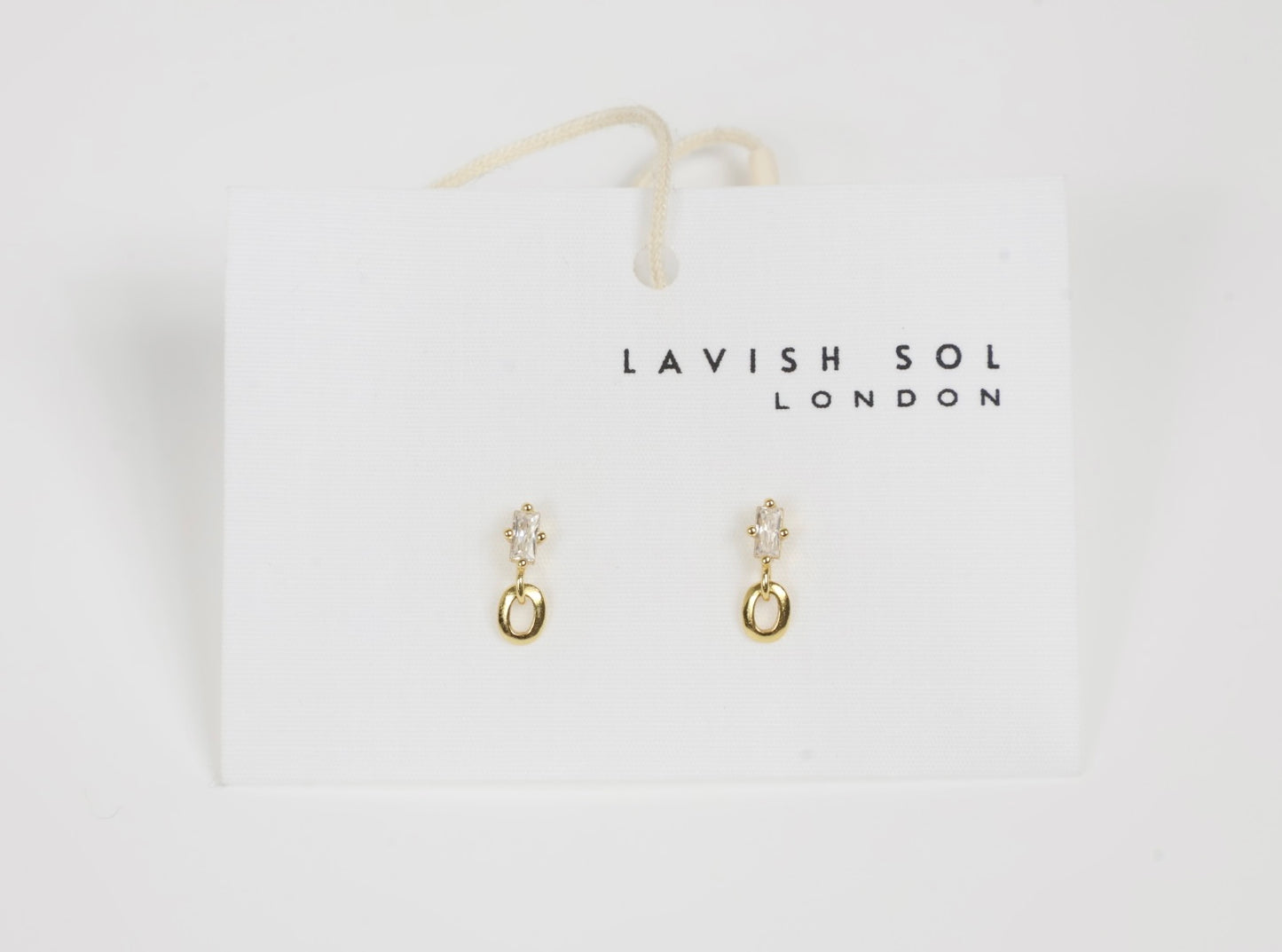 Dainty Stud Earring